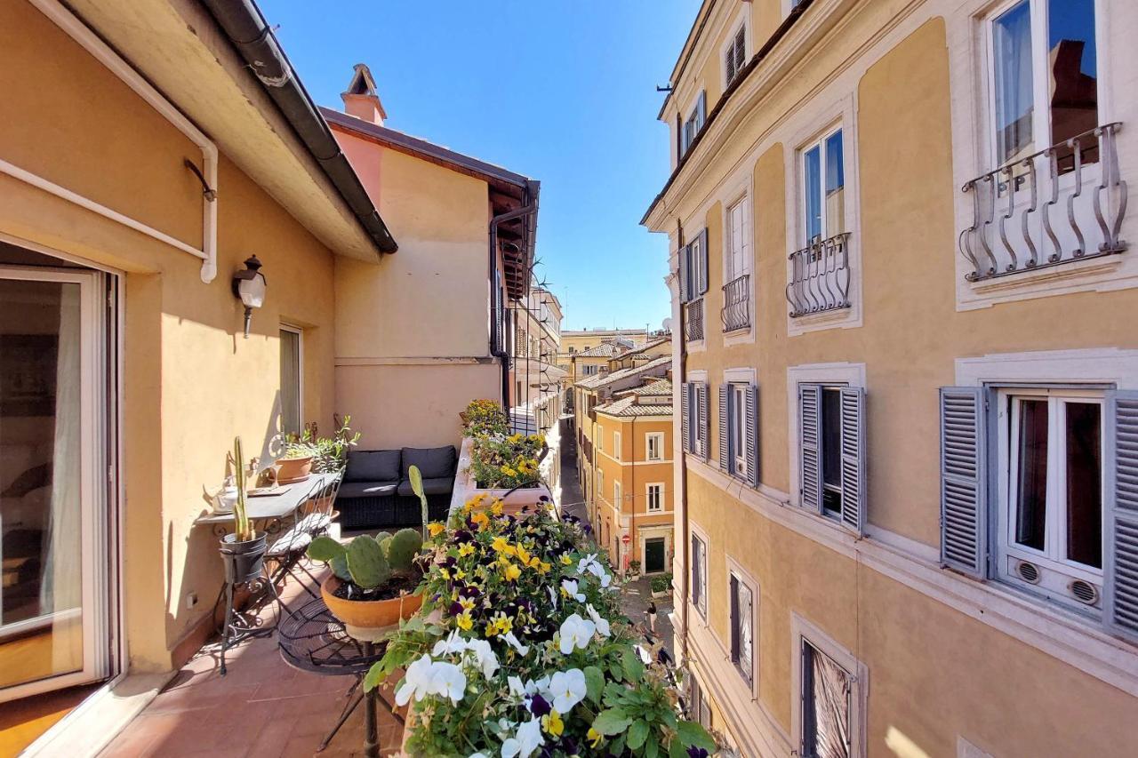 4Bnb - Luxury Trevi Apartment W Terrace Рим Экстерьер фото