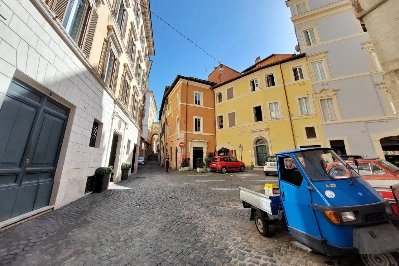 4Bnb - Luxury Trevi Apartment W Terrace Рим Экстерьер фото